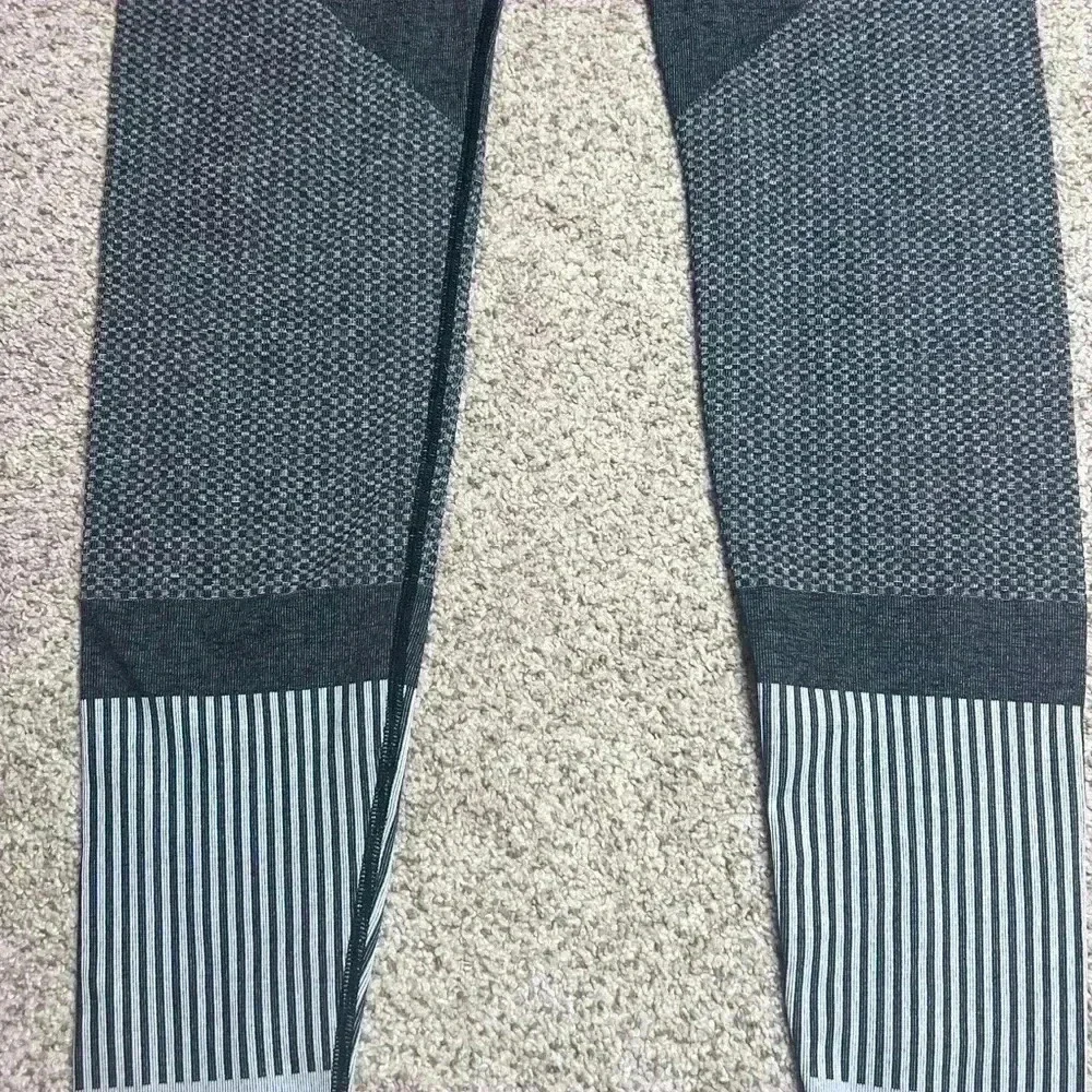 Gap Fit Motion Seamless Leggings Medium Grey Colorblock Yoga Pants